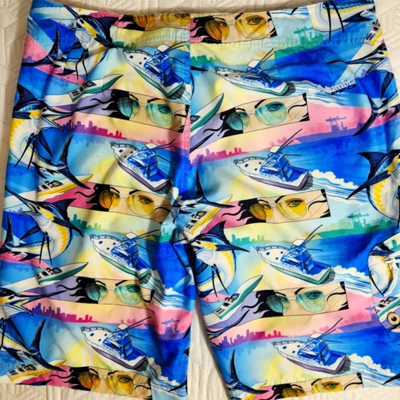 Columbia Other - COLUMBIA CARGO SHORT PFG mens‎ 38W OMNI SHIELD Fish Print Board Blue Yellow Pink